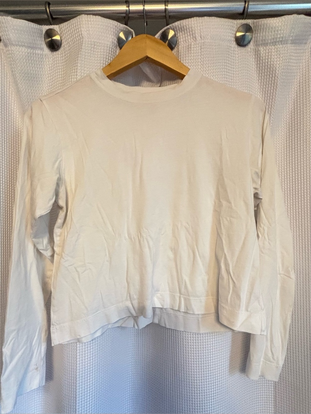 AYR White Long-Sleeve Cropped Tee - Picture 2 of 4